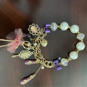 Betsey Johnson, ballerina vintage bracelet.